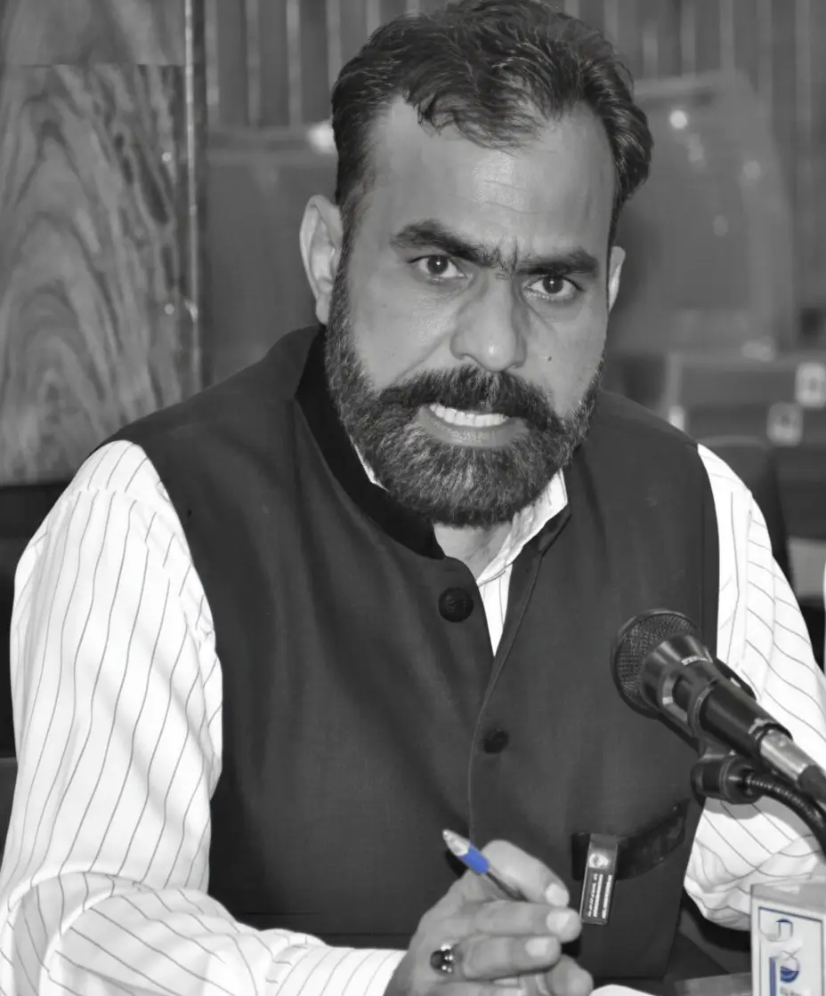 Mr. Sherbandi Khan Marwat, Advisor at Astor Mining (Pvt.) Limited, expert in mines and minerals sector of Khyber Pakhtunkhwa, Pakistan.
